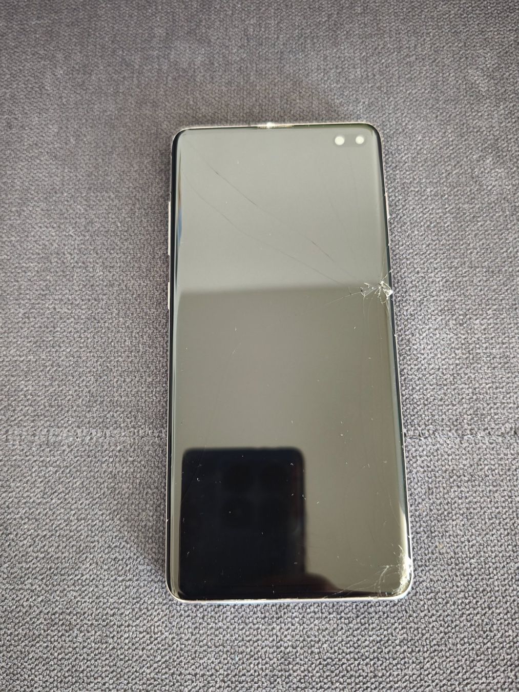 Samsung Telefoni cellulari / Smartphones: Samsung Galaxy S10+ – Usato da Kehrsiten venduto da Barmar8 2