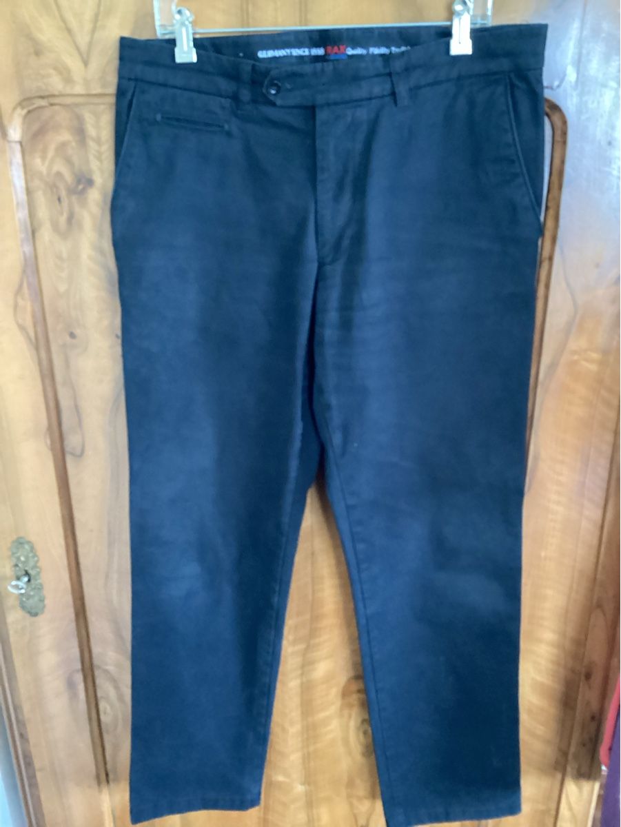 Brax Pantaloni: Brax, Herrenhose, Gr. 52 – Usato da Salenstein venduto da Esprit57