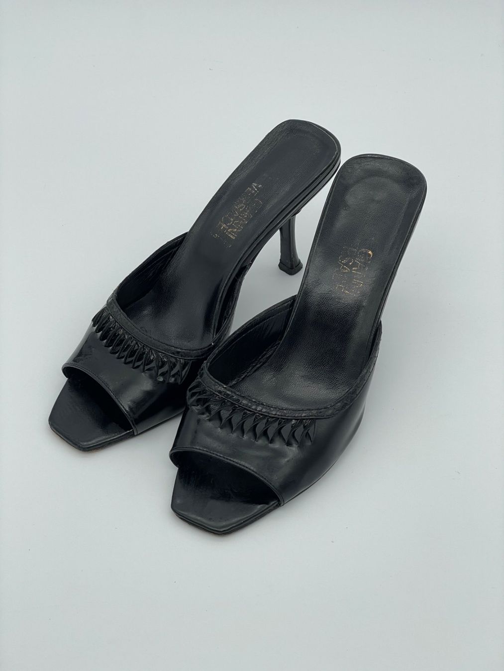 Versace Scarpe da donna: Versace Medusa Mule Pump EU 36.5 Schwarz – Usato da Zürich venduto da shoe_shop 2
