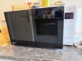 Mikrowelle LG MS23NECBW 23 Liter gebraucht guter Zustand