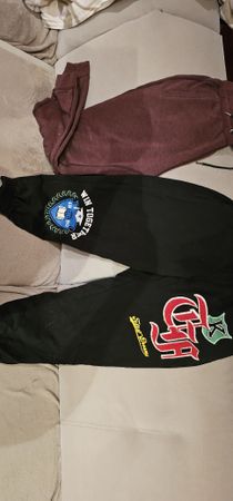 2 x Jogginghosen  Grösse S ...guter Zustand,