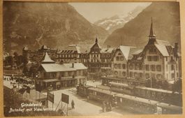 Bahnhof Grindelwald mit Dampf Lokomotive um 1920