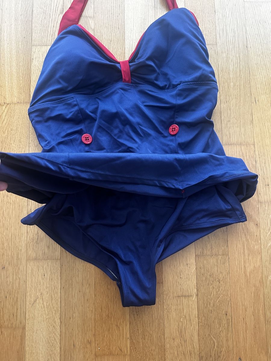 Costumi da bagno & Bikini: Retro Badeanzug Gr. L-XL – Usato da Kriens venduto da Pilatu 1