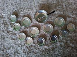 Süsses, älteres 14-teiliges Geschirrset Zinn,fürs Puppenhaus