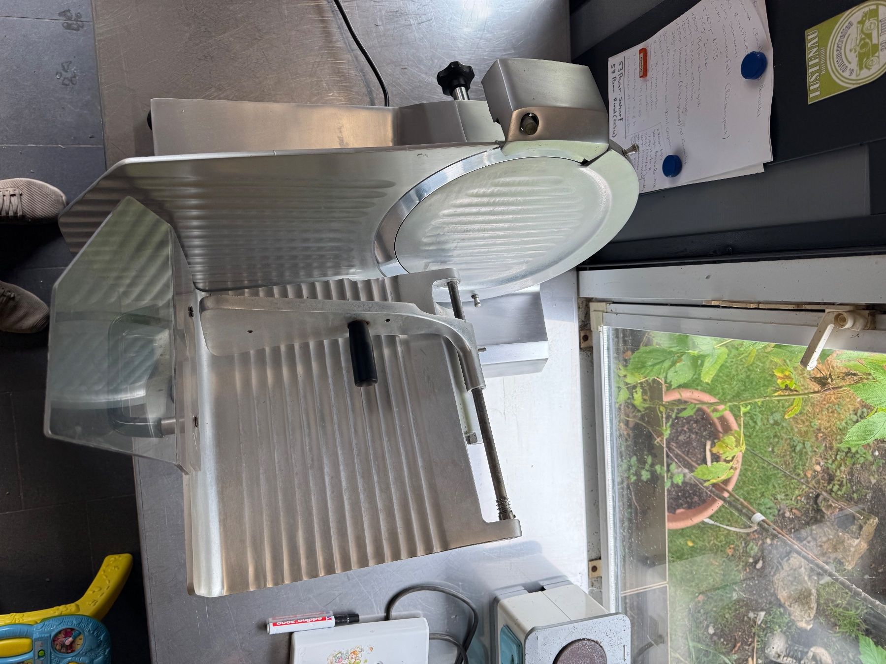 Appareils de cuisine: Aufschnittmaschine – D'occasion à Widnau par tgossi 6