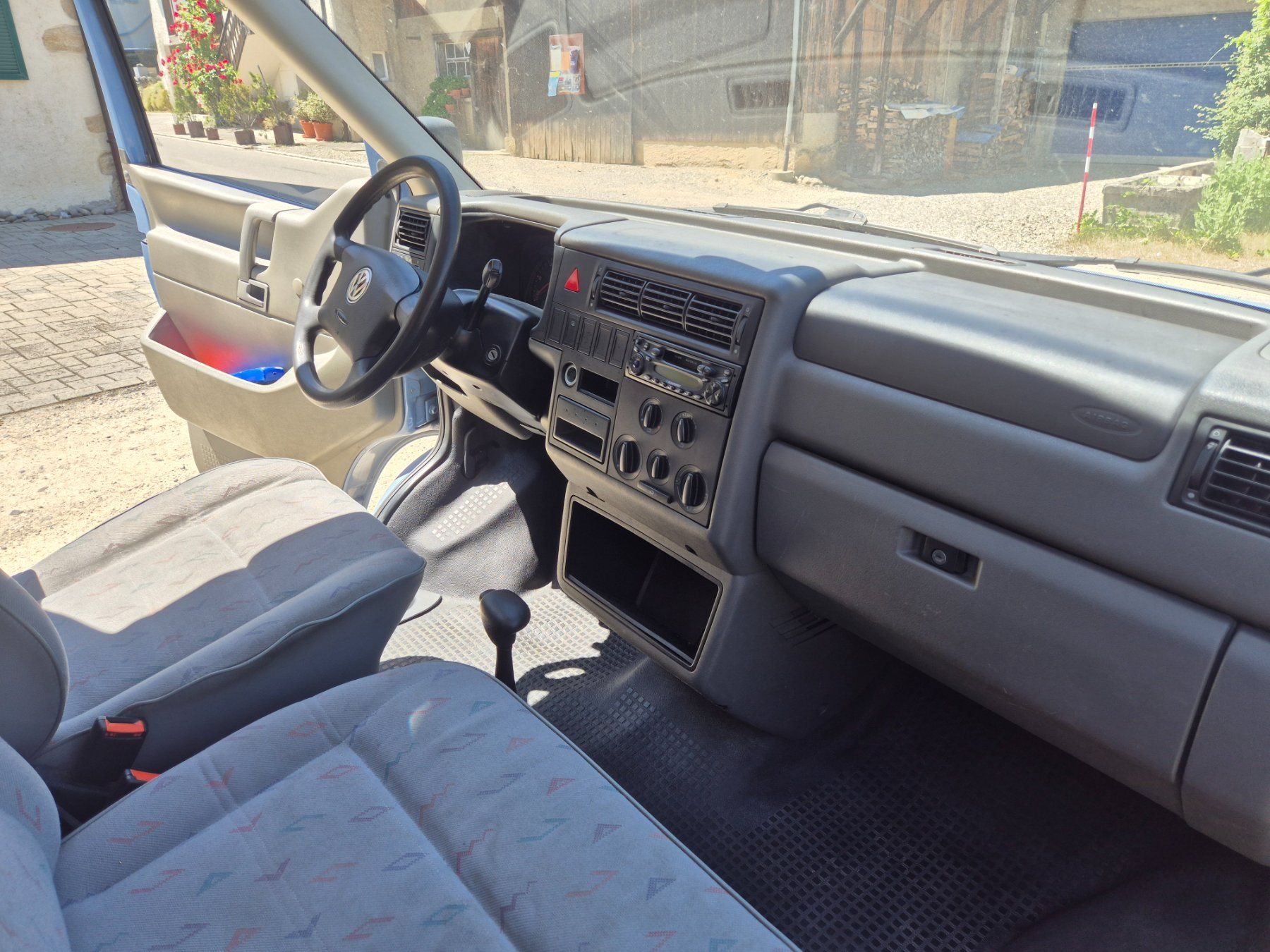 VW Véhicules de camping: VW T4 Camper mit defektem Getriebe – Défectueux à Opfertshofen SH par Si.Le.77 5