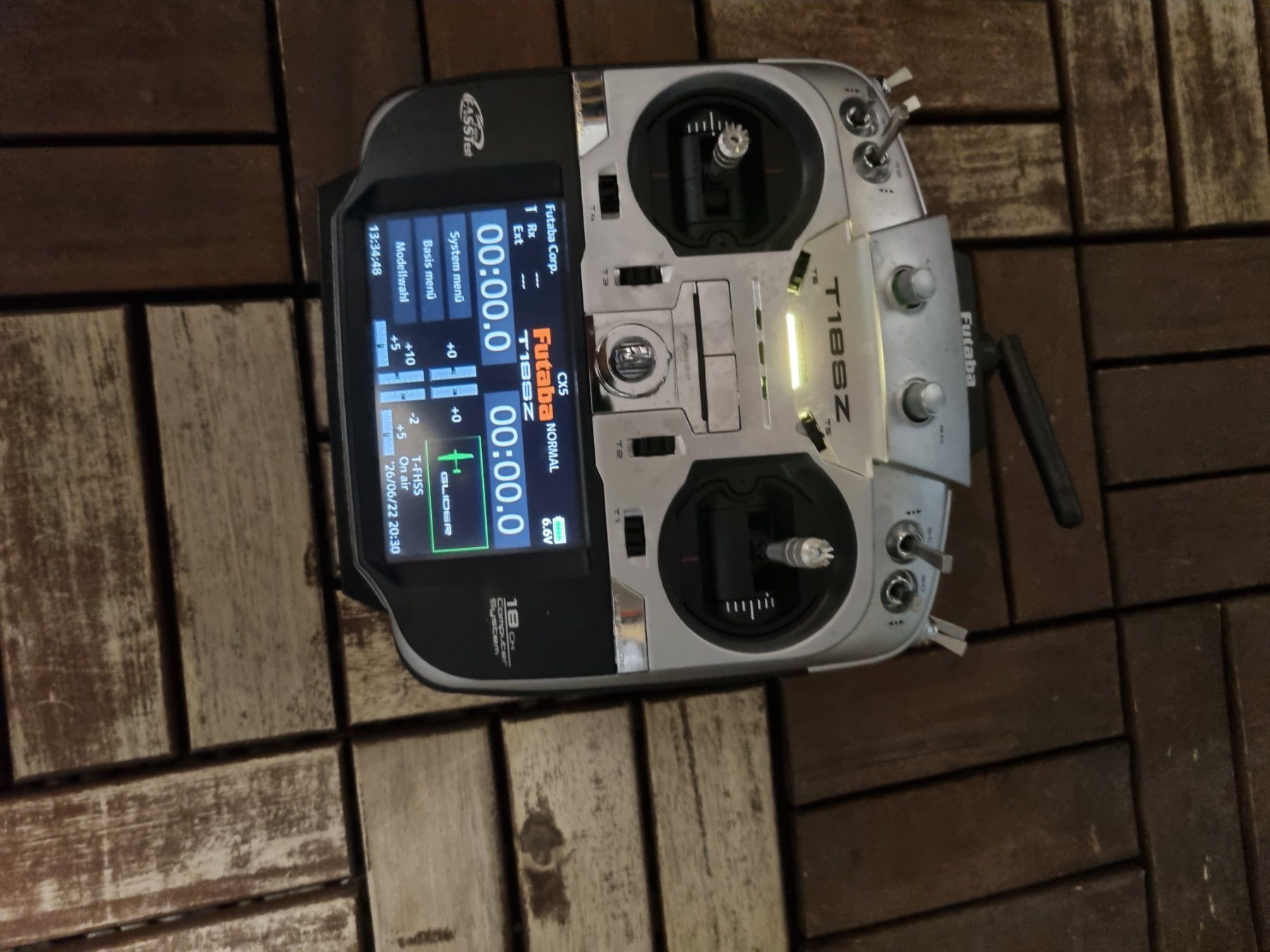 Futaba Fernsteuerungen: Futaba T18SZ – Gebraucht aus Thun von christiana