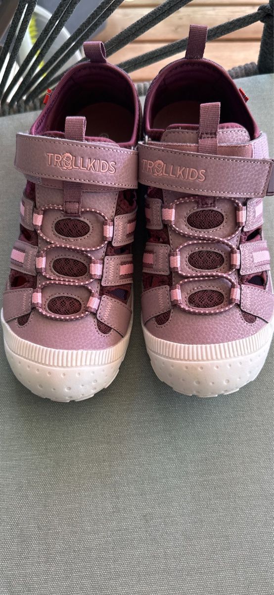 Scarpe per ragazze: Trollkids Sandalen Gr 38 – Nuovo (secondo la descrizione) da Feuerthalen venduto da papillon_a 2