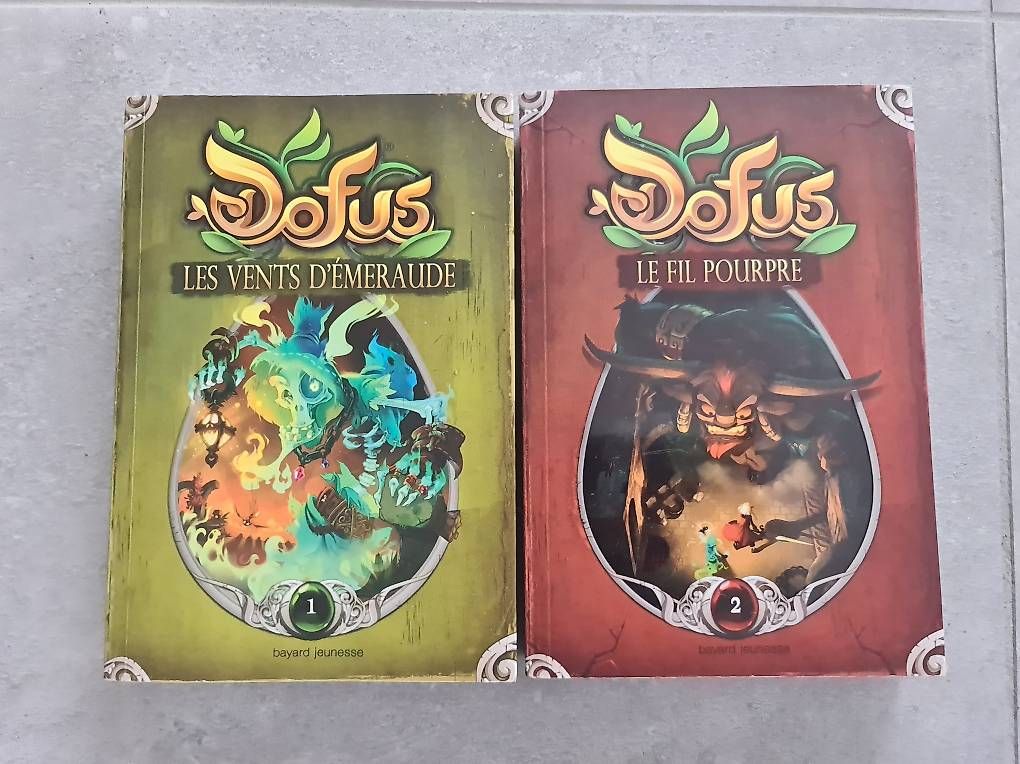 Libri: Livres Dofus 1 et 2 – Usato da L'Orient venduto da eug_pqj5