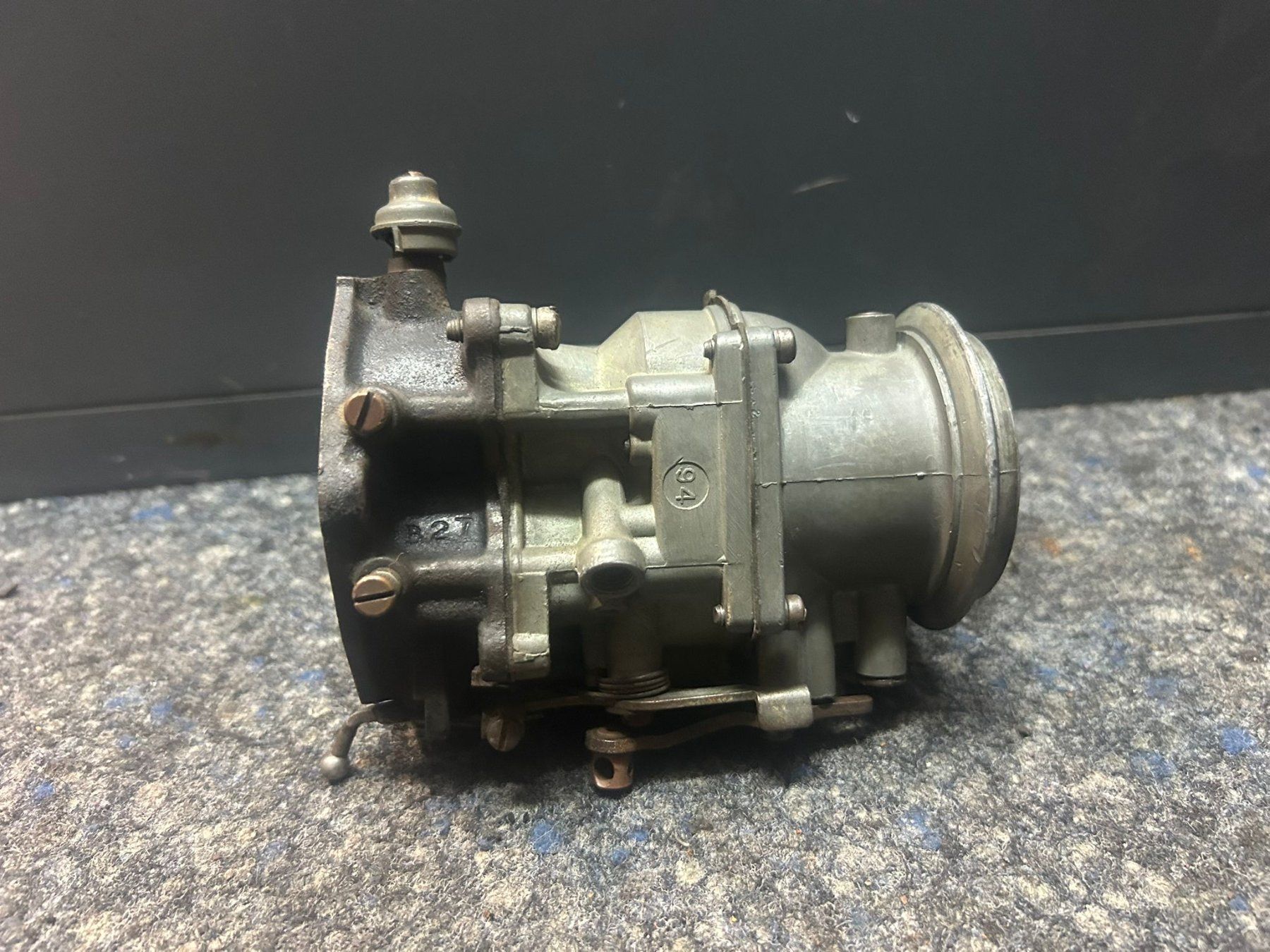 Tutti pezzi di ricambio auto: Occ. Vergaser Original Ford V8 Flathead – Usato da Niederdorf venduto da St170