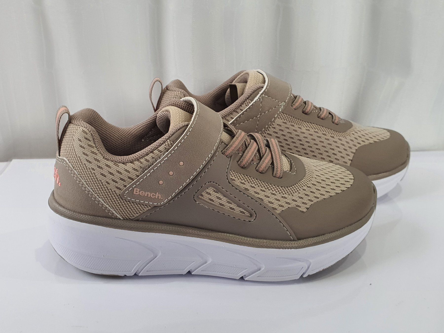 Bench Scarpe per ragazze: Gr. 33 - Bench. Kinderschuhe, Neu – Nuovo e nell'imballaggio originale da Nürensdorf venduto da SunshineKinderschuhe 1