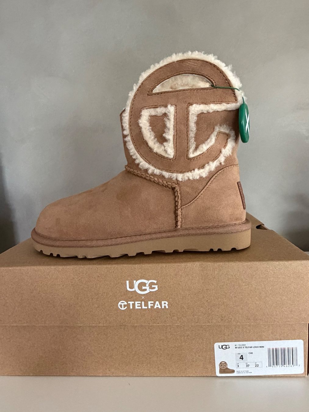 Scarpe da donna: ugg x telfar boots mini chestnut – Nuovo e nell'imballaggio originale da Coinsins venduto da PIOU10