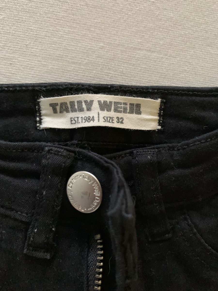 Tally Weijl Jeans: Tally Weijl Jeans, Gr. 32, div. Modelle – Usato da Aarwangen venduto da ChristineHoKa 2