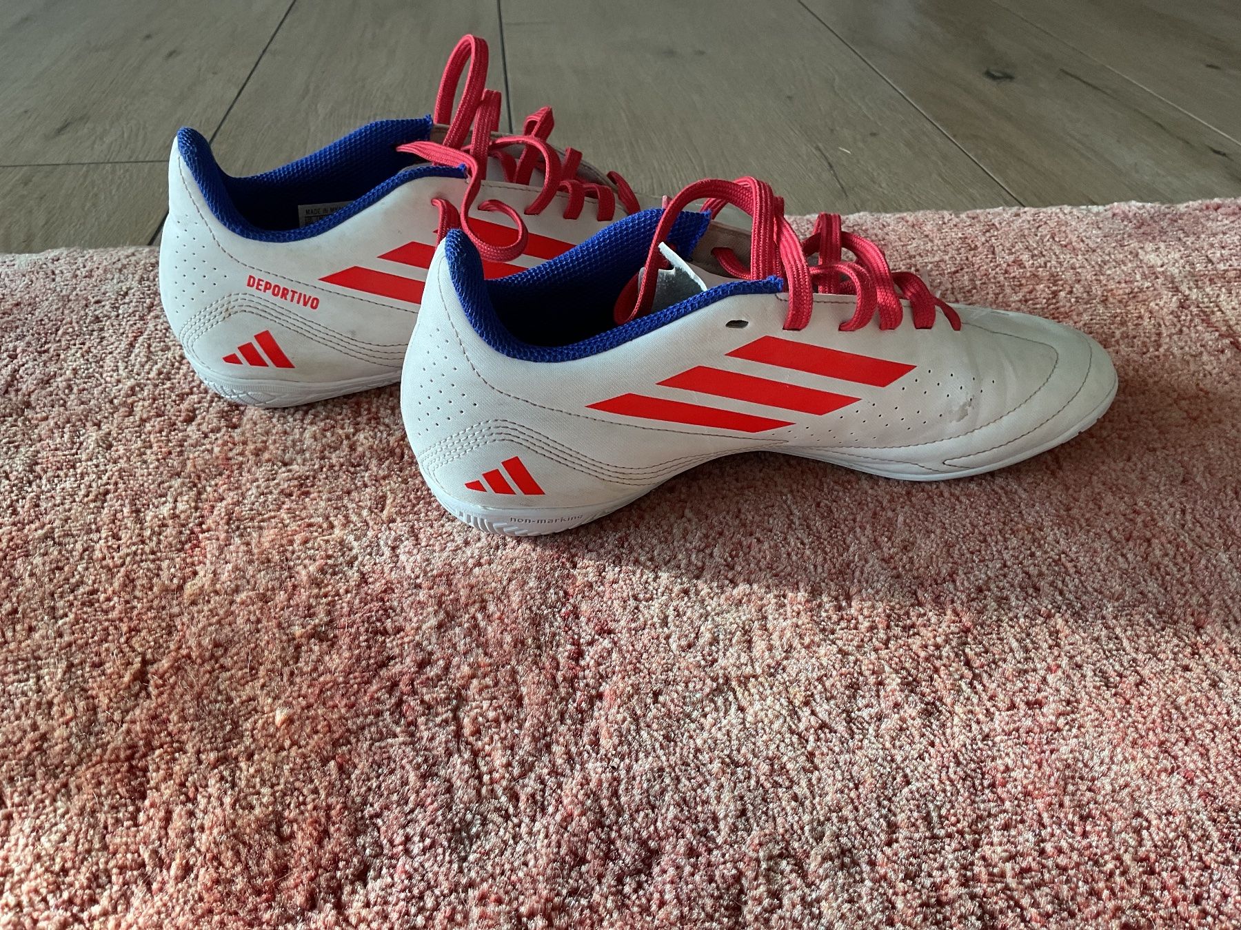 Adidas Chaussures garçon: Hallenschuhe – D'occasion à Remetschwil par Lulu099 1