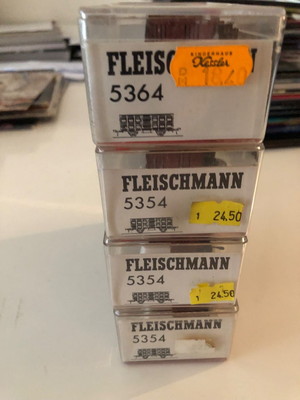 Fleischmann Modellini di ferrovie: Fleischmann 4er Set Neu – Nuovo e nell'imballaggio originale da Ostermundigen venduto da Garmin03 1