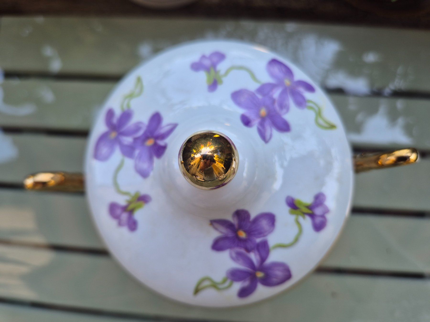 Zuccheriere: Zuckerdose mit Deckel, Limoges, Weilchen Goldrand – Usato da Bern venduto da aronari 2