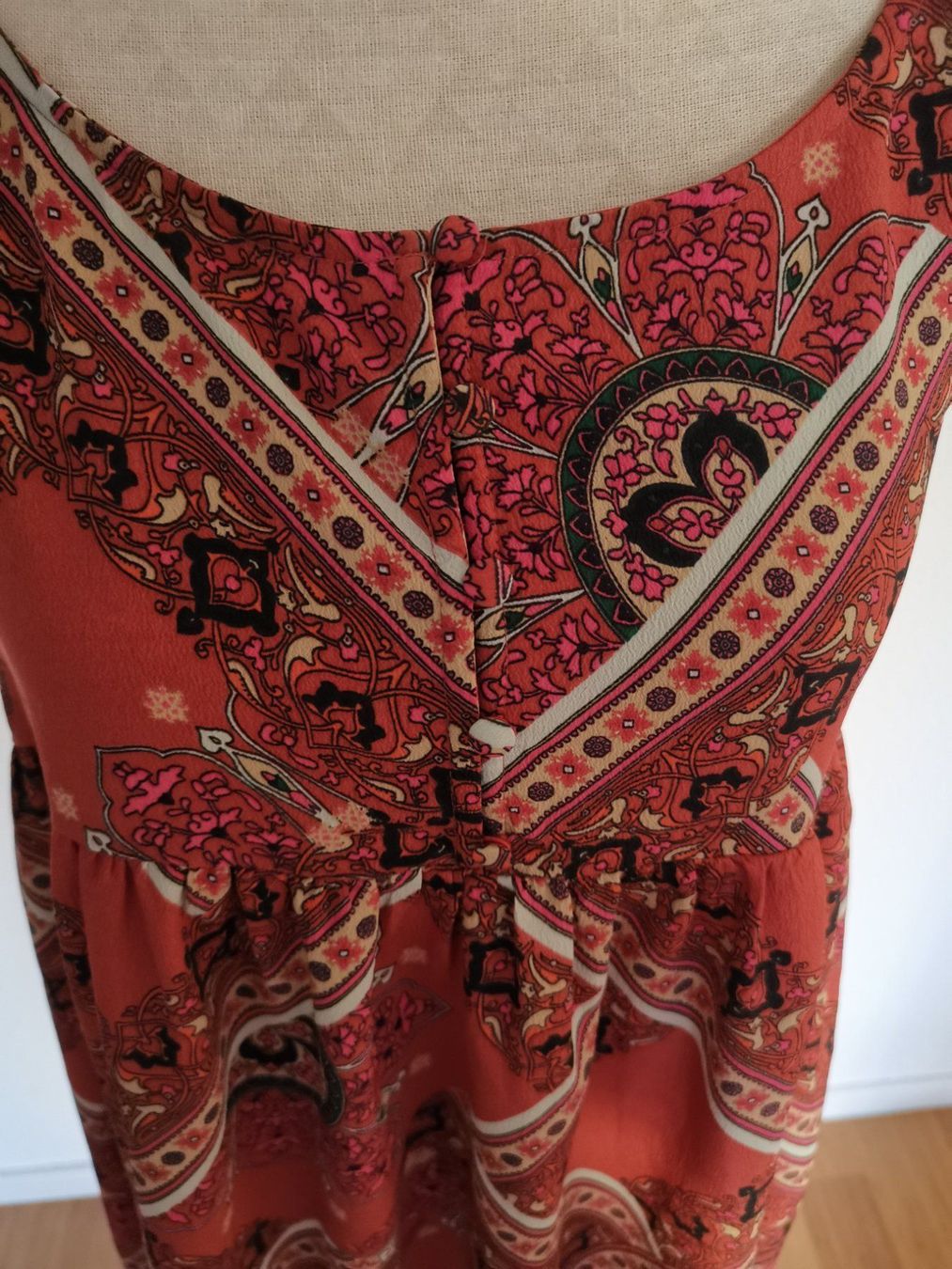 Robes: Robe only – Neuf (Voir description) à Brügg BE par Angel2300 1