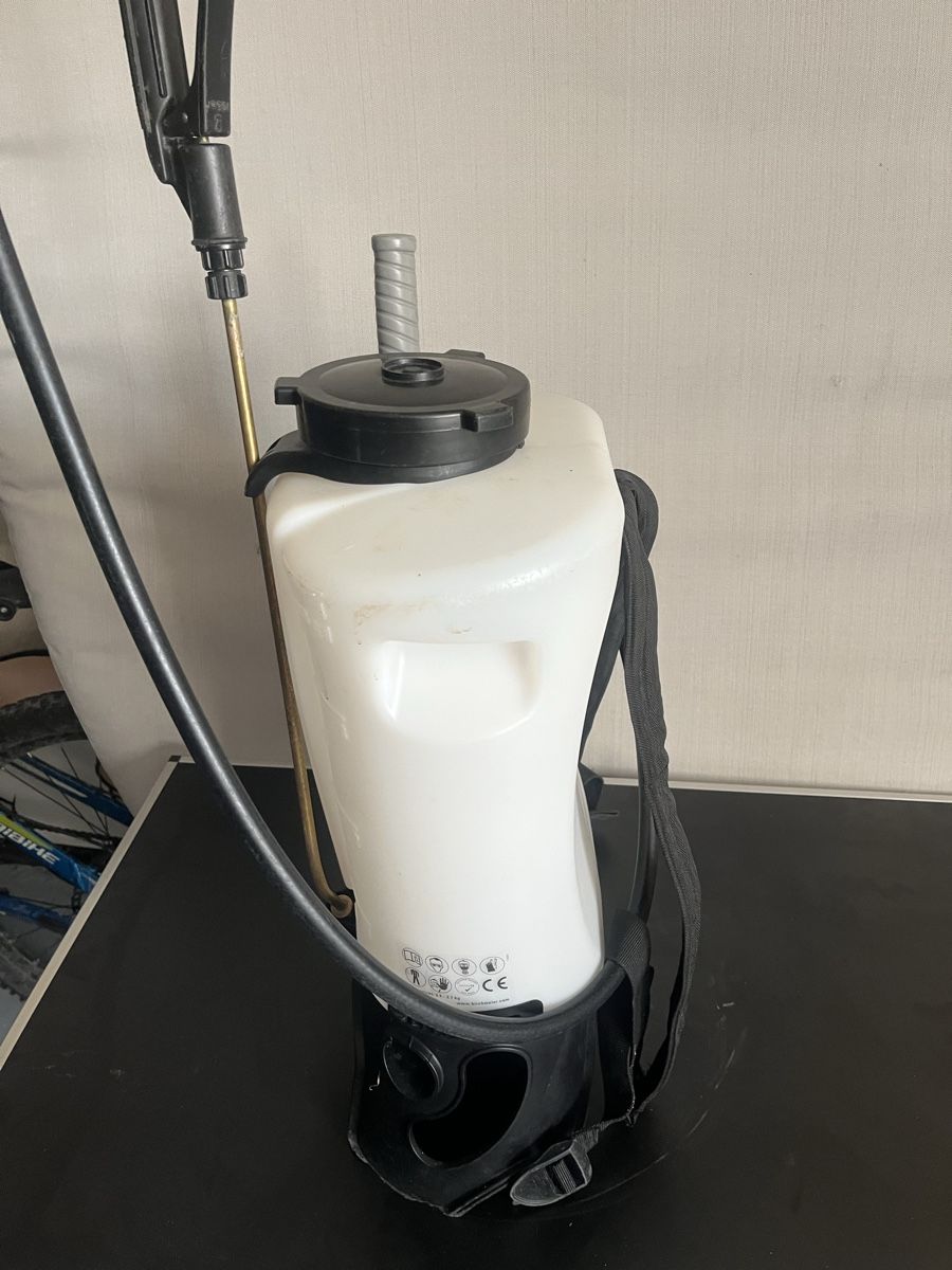 Tecnologia medica: Rückenspritze – Usato da Wiggen venduto da mfgUrs 1