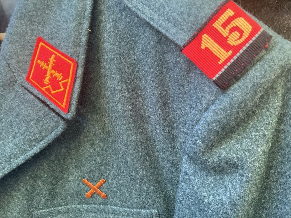 Schweizer Armee Uniformi: Uniforme troupes de forteresse – Usato da Bussigny venduto da JPS06 2