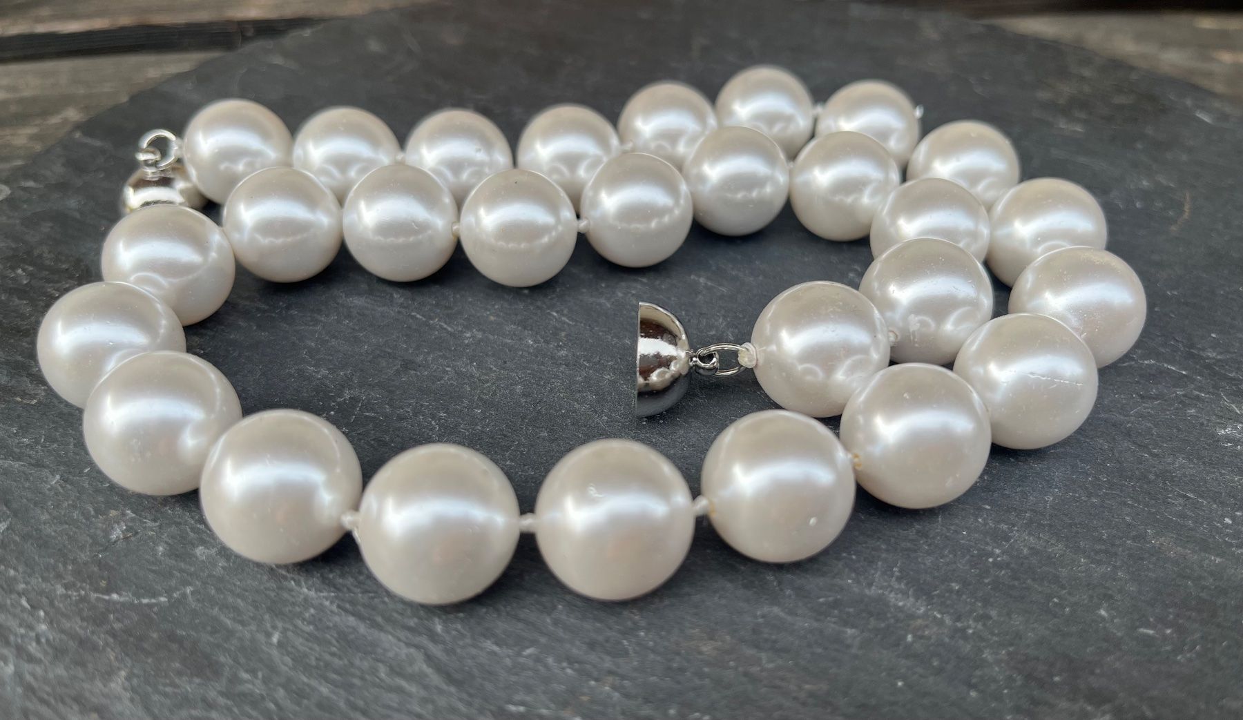 Perle (finte): große  Muschelkernperlen Kette – Nuovo (secondo la descrizione) da Diegten venduto da hamofi57 5