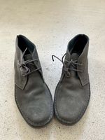 Herrenschuh, graues Wildleder Grösse 42