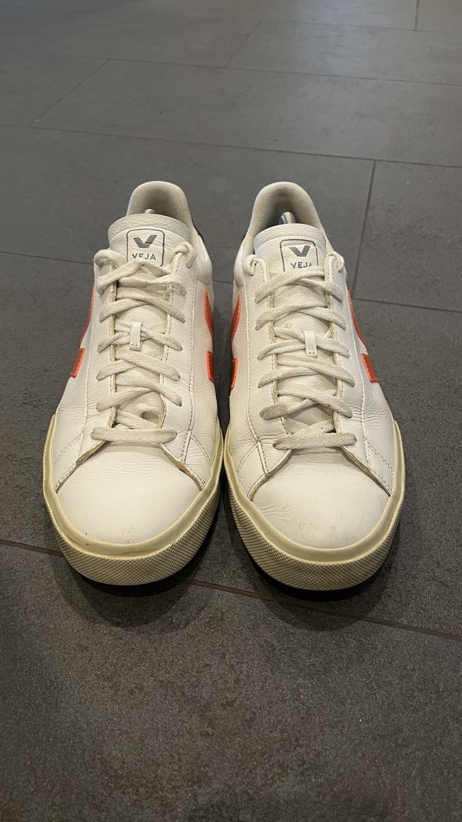 Veja Scarpe da uomo: Veja Campo Leather white orange fluo Gr. 45 – Usato da Aeschi b. Spiez venduto da lou_d5wc 1
