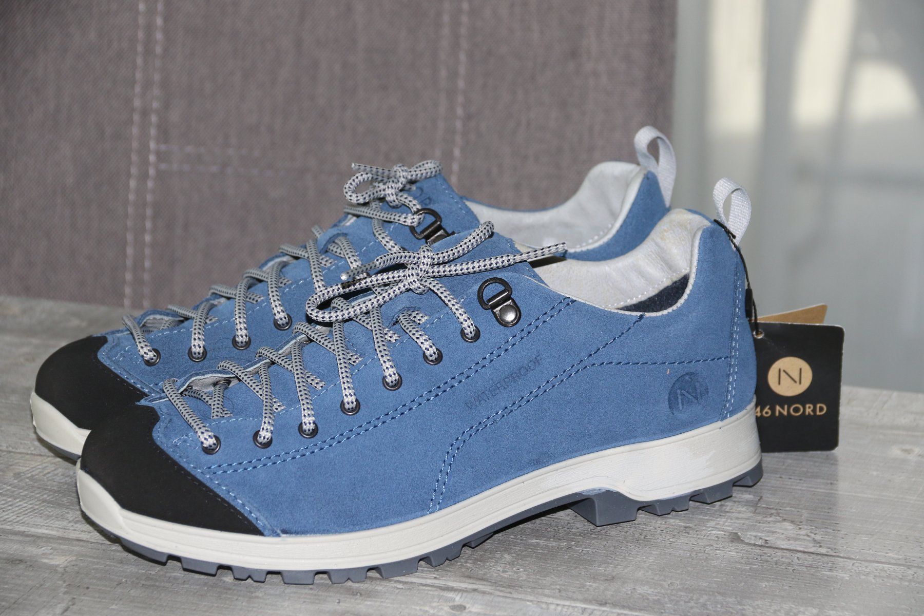 Scarpe da donna: Wanderschuhe / Laufschuhe Gr.39 NEU  NP-129fr – Nuovo e nell'imballaggio originale da Oberwil-Lieli venduto da Svetlana28