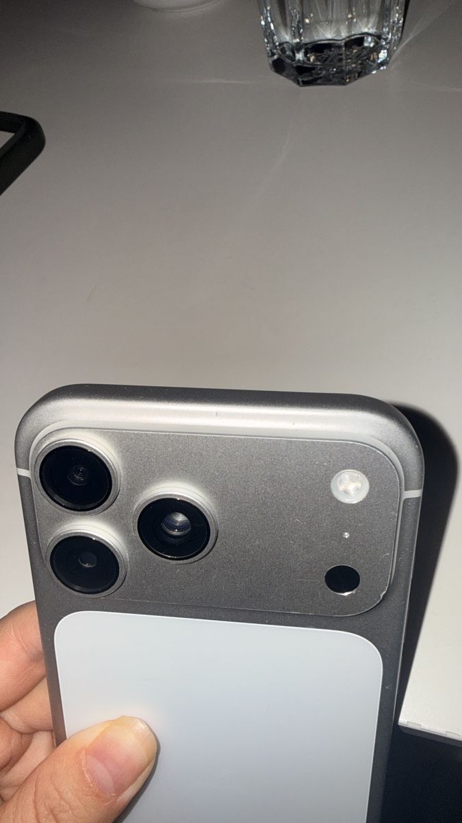 Apple Telefoni cellulari / Smartphones: iPhone 17 Pro Max Silber 2 TB – Usato da Bassersdorf venduto da asaplinga 2