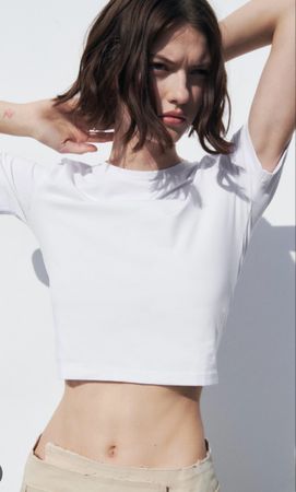 # WOMAN - Crop Top Gr. XS - ZARA #