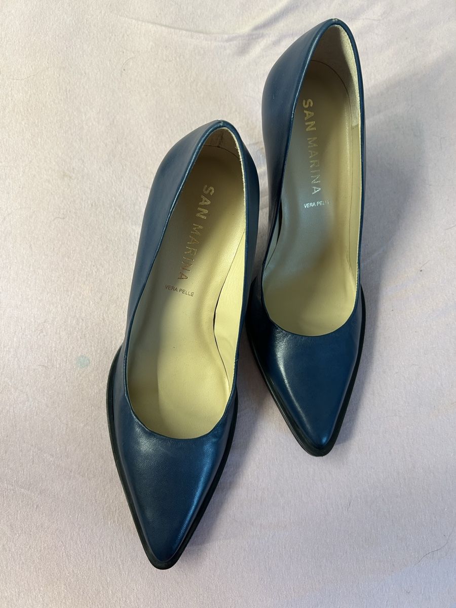 Scarpe da donna: San Marina pumps – Nuovo (secondo la descrizione) da St-Légier-Chiésaz venduto da fav_djb9