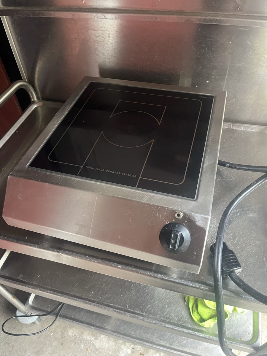 Elettrodomestici da cucina: Gastro Induktion Auftischgerät CERAN SCHOTT – Usato da Flaach venduto da Auto6011