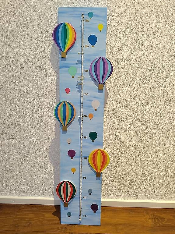 Tutte le decorazioni: Messlatte Ballone handgemacht 70-160 cm – Usato da Erlinsbach SO venduto da Fluegepilzli