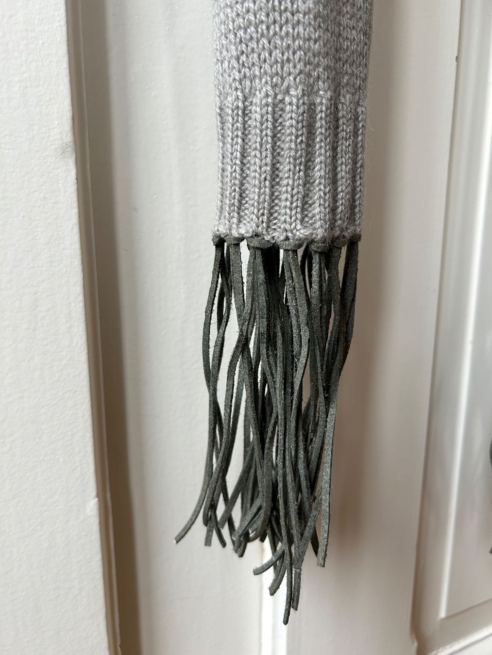 Foulard & Sciarpe: Cashmere Strickschal in Taupe – Usato da Bern venduto da mascho007 3