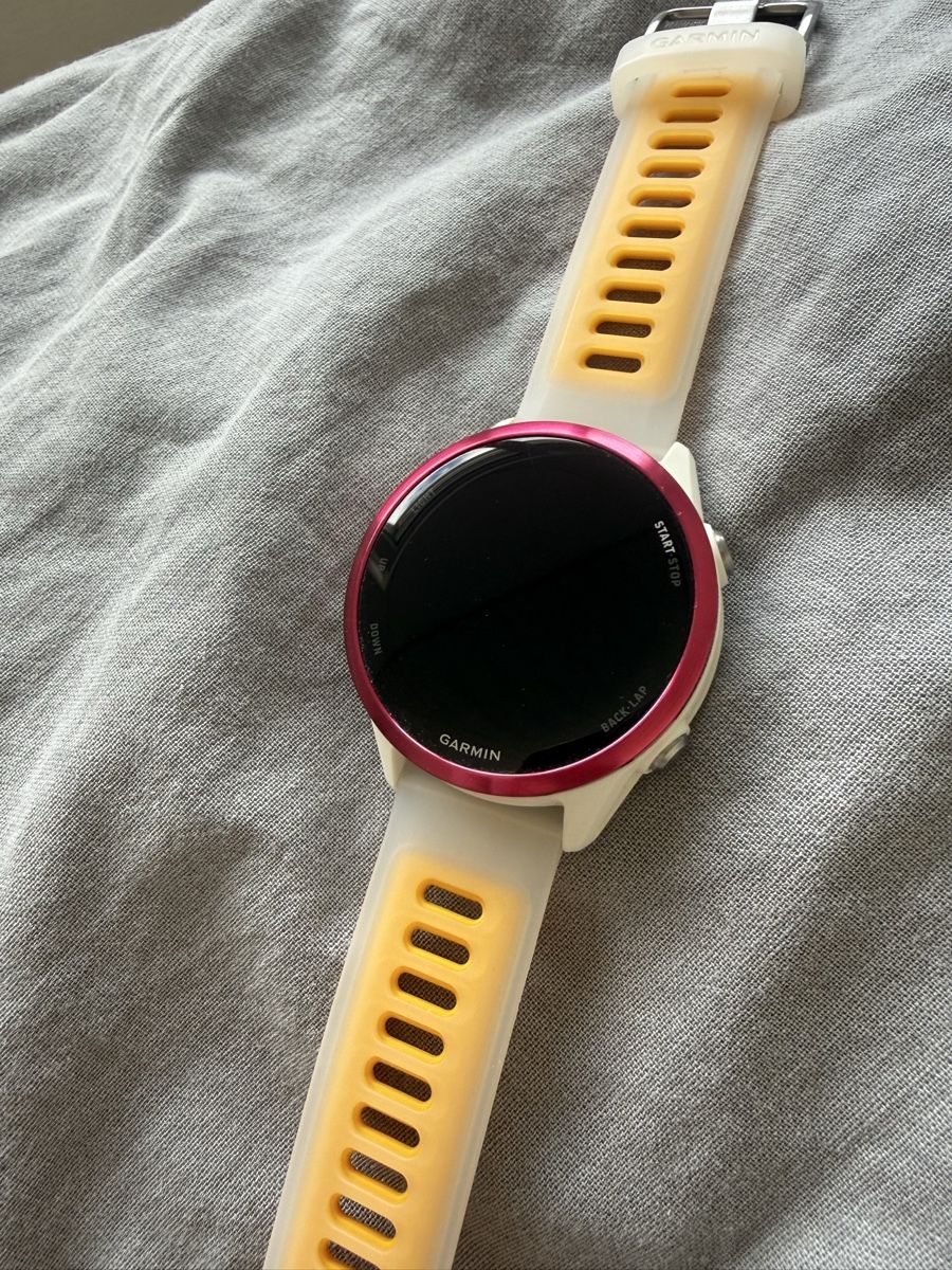 Garmin Smartwatch: Garmin Forerunner 570 – D'occasion à Solothurn par jasiiii