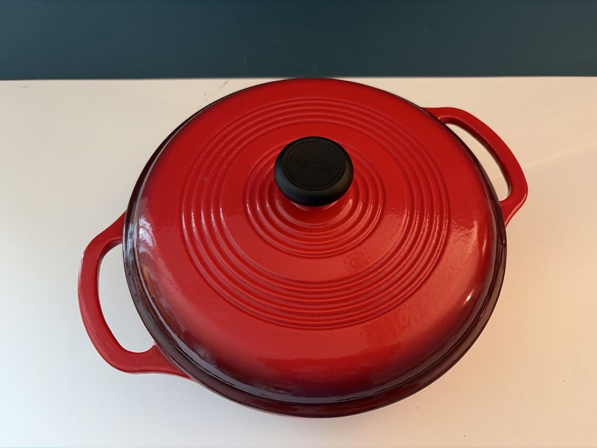 Pyrex Pentole: Pyrex Gusseisen Bräter Rot 24cm NEUWERTIG – Usato da Winterthur venduto da silen 1