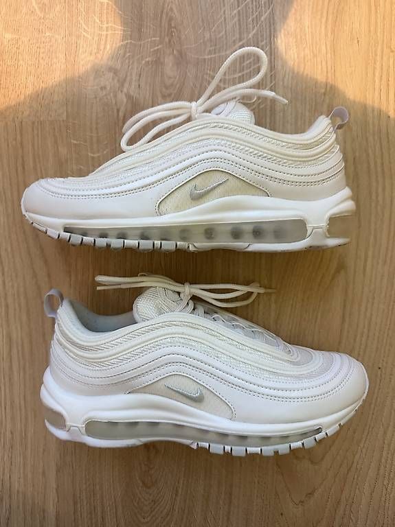 Nike Damenschuhe: Nike air max 97 Grösse 39 – Gebraucht aus ZUFIKON von SULMI01