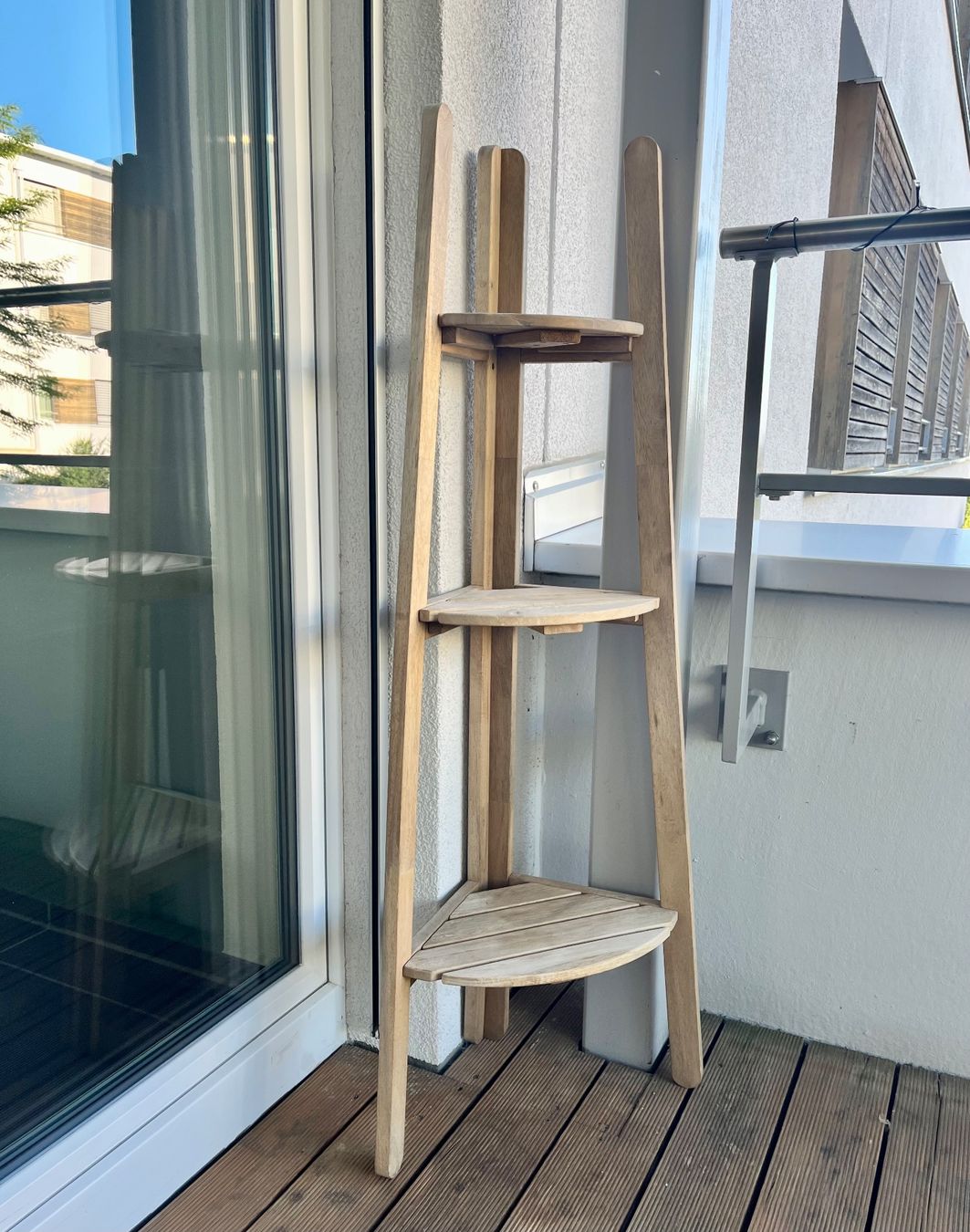 Étagères: Eckgestell aus Holz von Ikea – D'occasion à Wil SG par sar_27kh