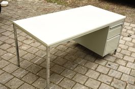 Lista Bürotisch