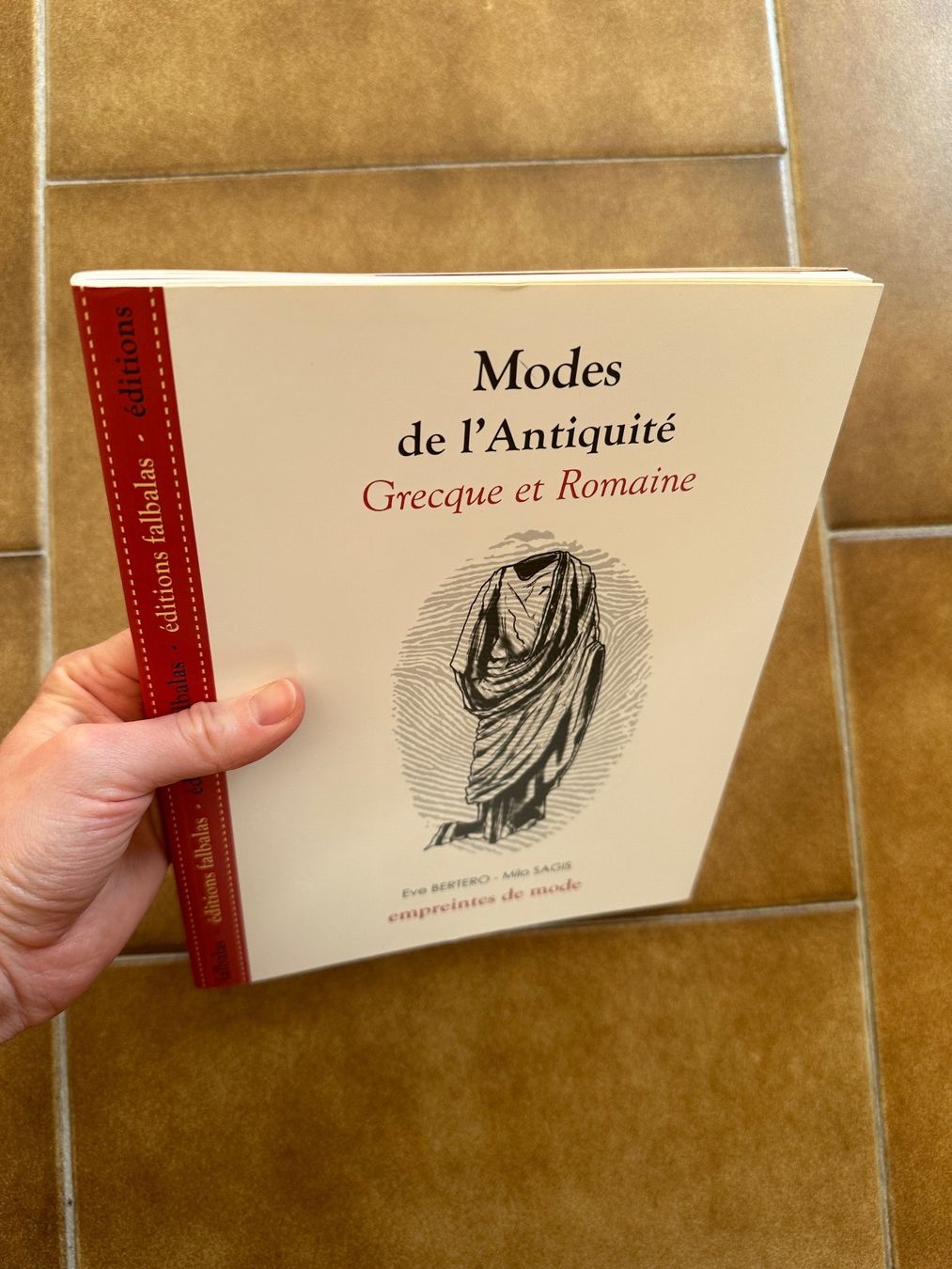 Libri: Modes de l‘Antiquité livre – Usato da Uezwil venduto da Mariannke 1