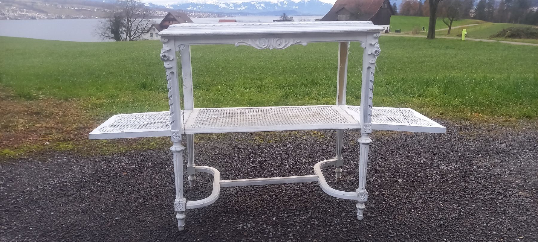 Tavoli: Antikes Möbel – Usato da Wädenswil venduto da Greatstuff 2
