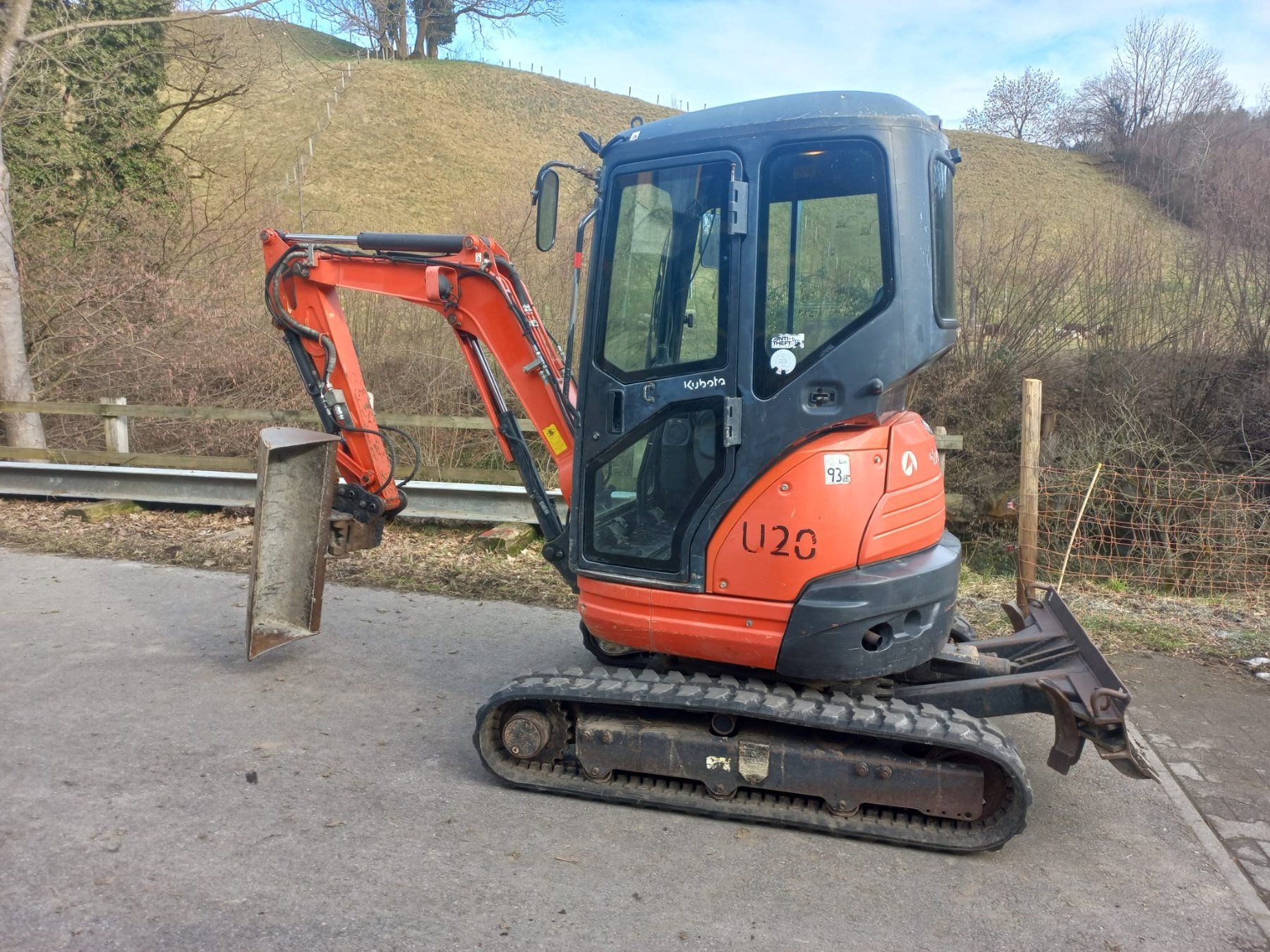 Kubota Excavateurs: KUBOTA U20  Hutter – D'occasion à Werthenstein par joniace