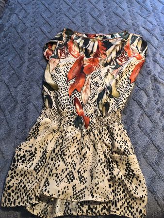 Robe d'été à imprimé plumes et animal T. S neuve