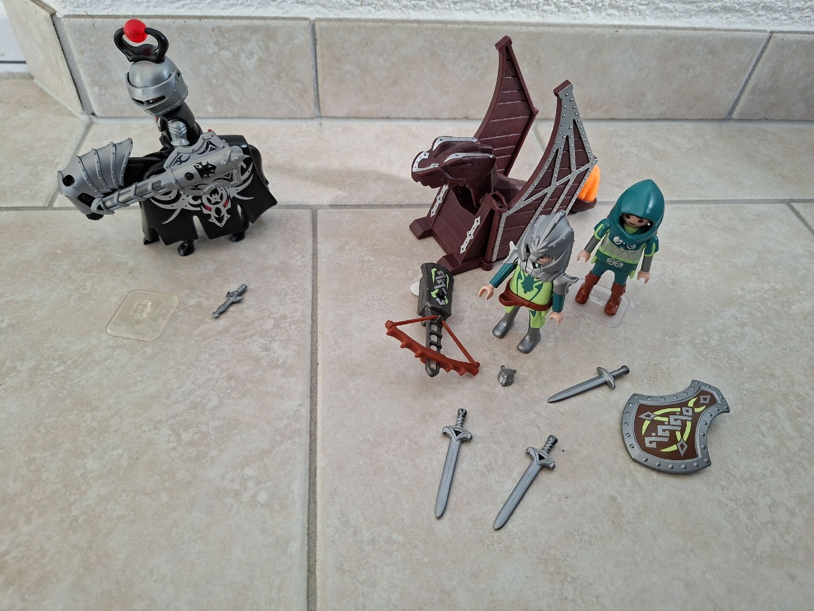 Playmobil Spielzeuge: 2 Playmobil Drachensets 4840 und 4841 – Gebraucht aus Büsserach von Grenzstein