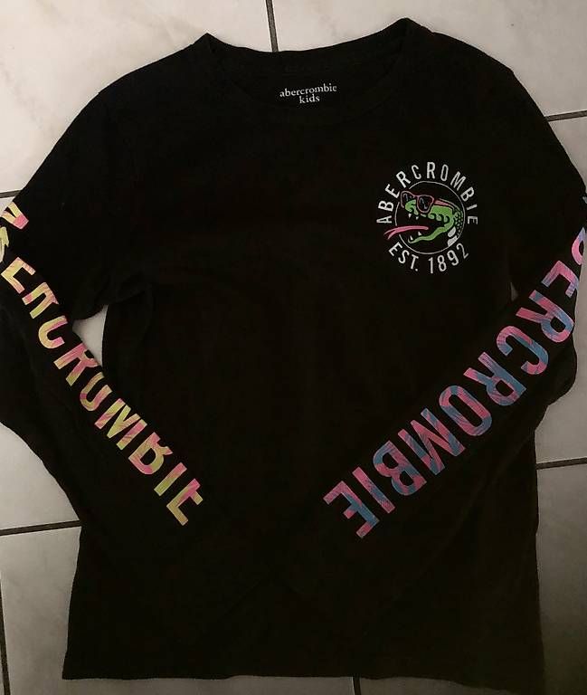 T-shirt: T-shirt maniche lunghe della Abercrombie  – Usato da Viganello venduto da bia_x25w 1