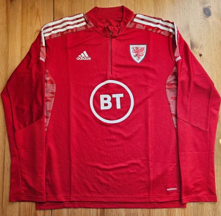 Wales Trainingsoberteil adidas Gr. L NEU Fussball UK