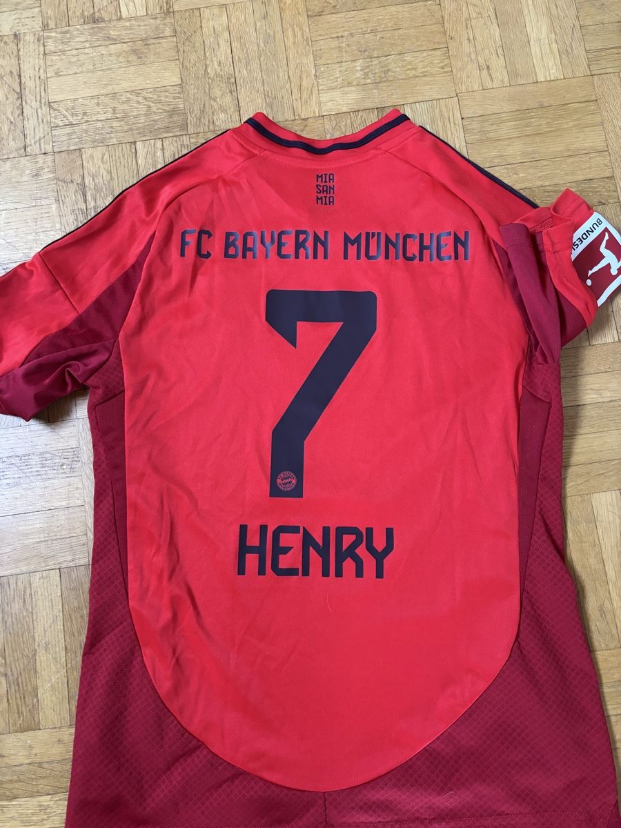 Bayern München Canottiere & Pantaloni: FC Bayern Trikot gr152 – Usato da Volketswil venduto da Alisandra77 1