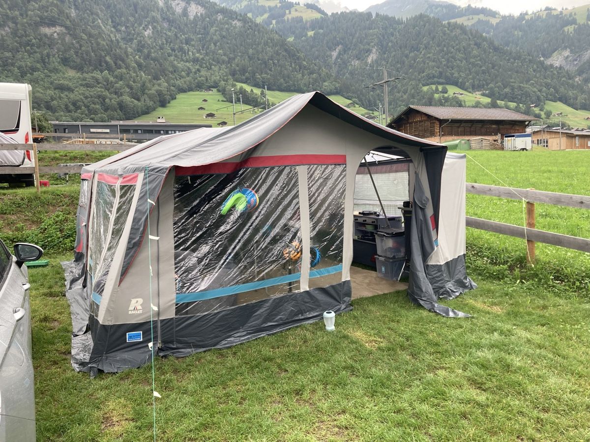 Rimorchi: Zeltklappanhänger Marke Raclet – Usato da Wauwil venduto da Shine24 8