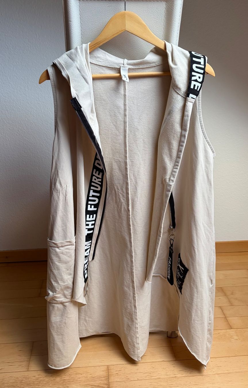 Gilet & Giacche senza maniche: 158C Oversized Gilet Gr.M/L – Usato da Unterägeri venduto da Jutka_04