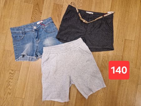 Lot 3 shorts fille taille 140 été