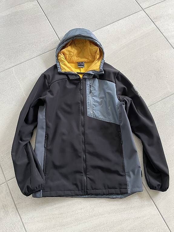 Jack Wolfskin Giacche: Jack Wolfskin Softshelljacke Herren XL 54/56 – Usato da Obermumpf venduto da joerg86
